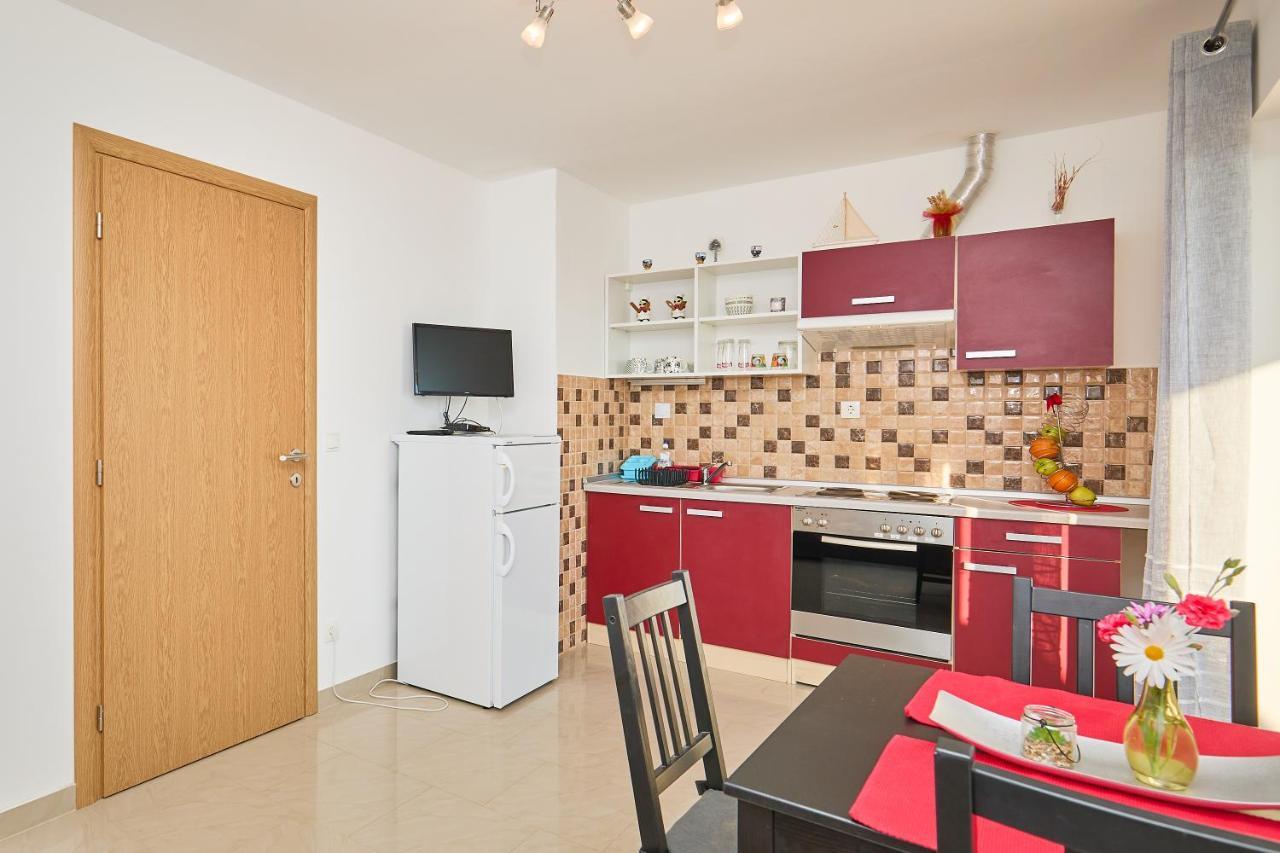 Apartments Baro Maranovići Екстериор снимка